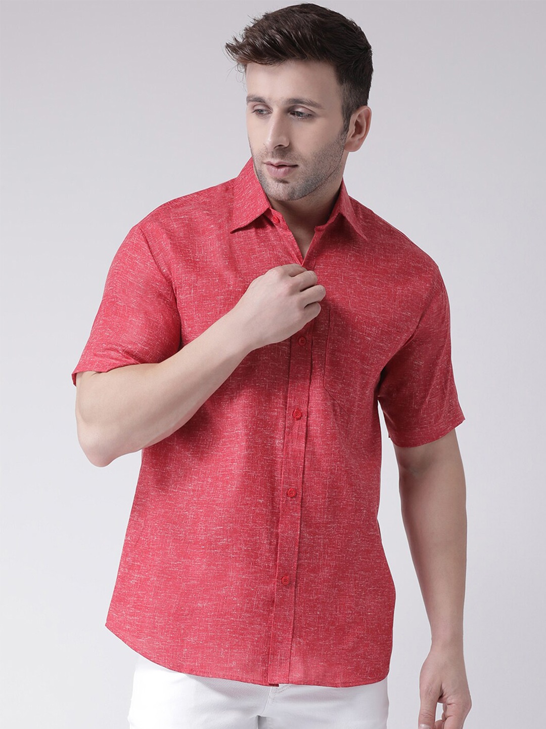 

RIAG Men Red Solid Casual Cotton Shirt