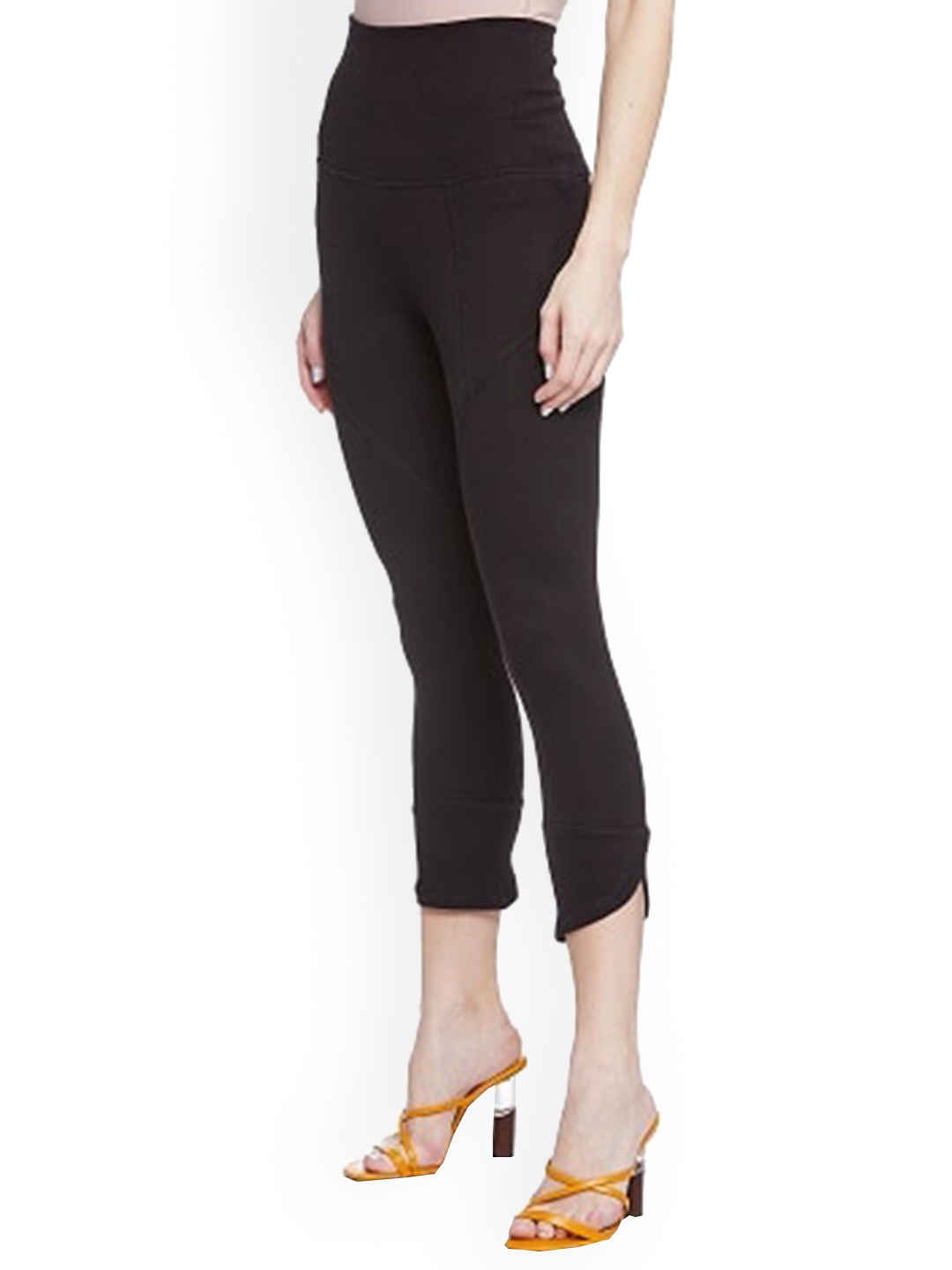 

UNMADE Women Black Solid Calf Length Legging