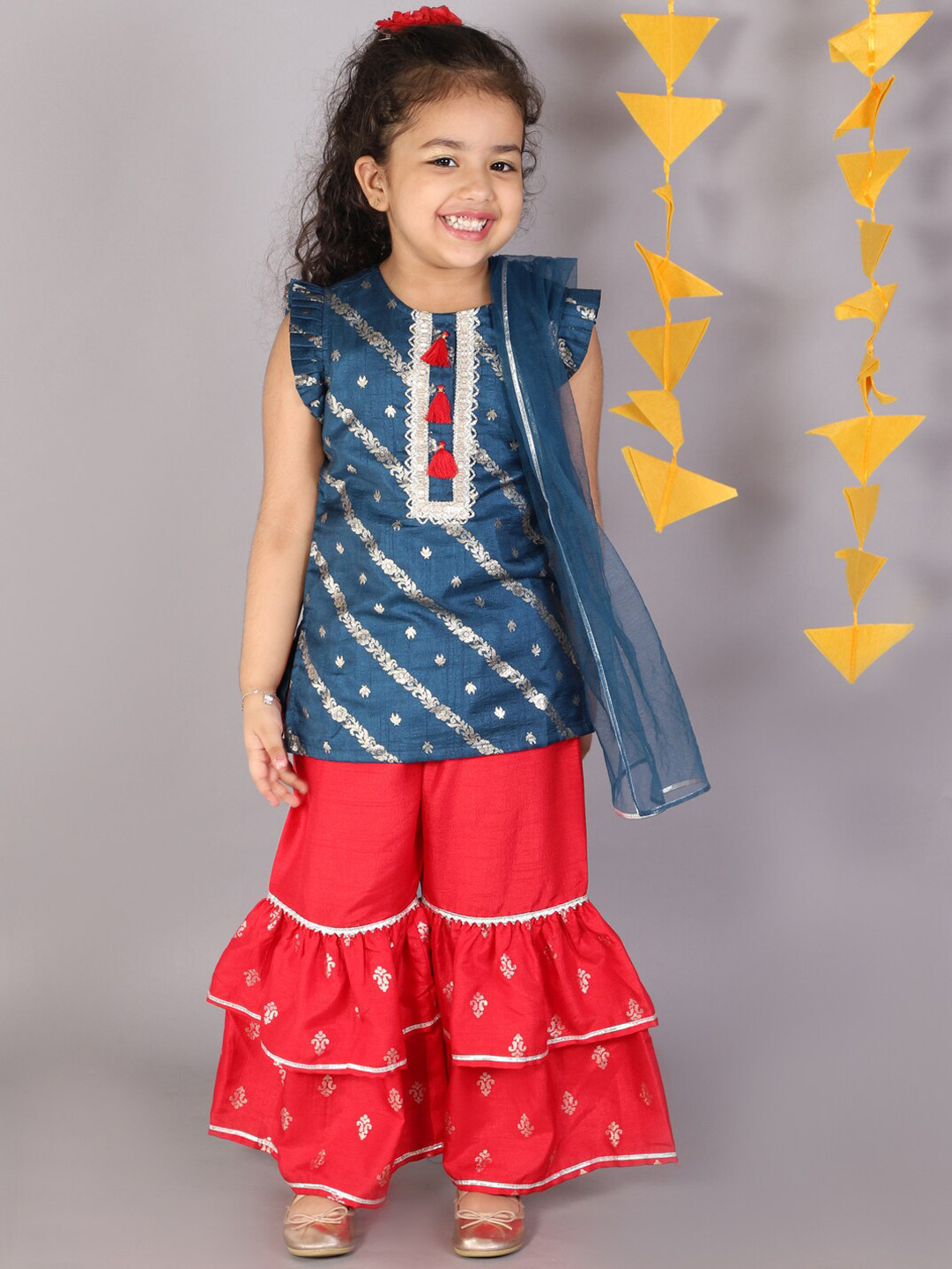 

LIL DRAMA Girls Blue Floral Printed Thread Work Kurta with Sharara & With Dupatta
