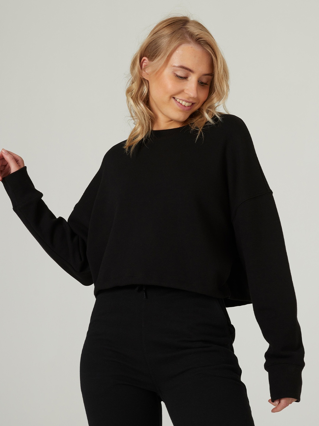 

NYAMBA By Decathlon Women Solid Black Crop Pullover