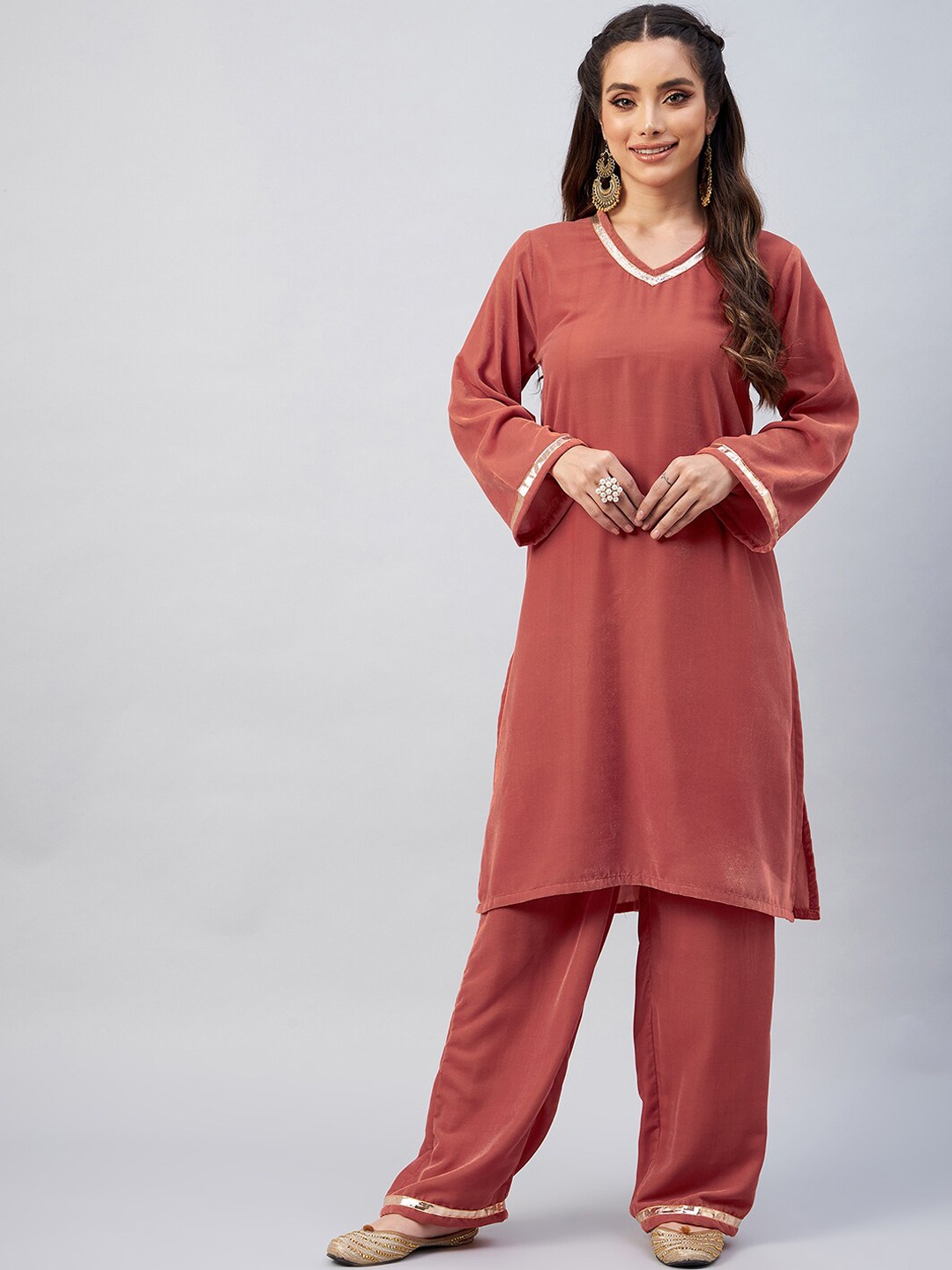 

InWeave Women Rust Velvet Kurta with Pyjamas