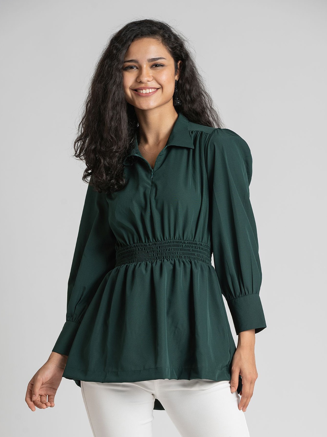 

AASK Women Green Crepe Cinched Waist Top