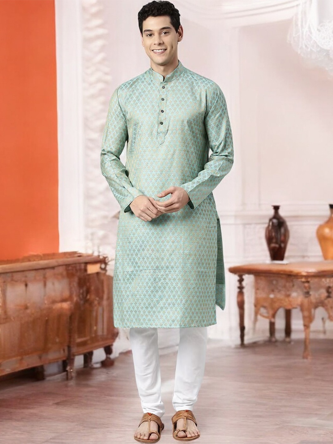 

TATTVA Men Turquoise Blue Thread Work Kurta