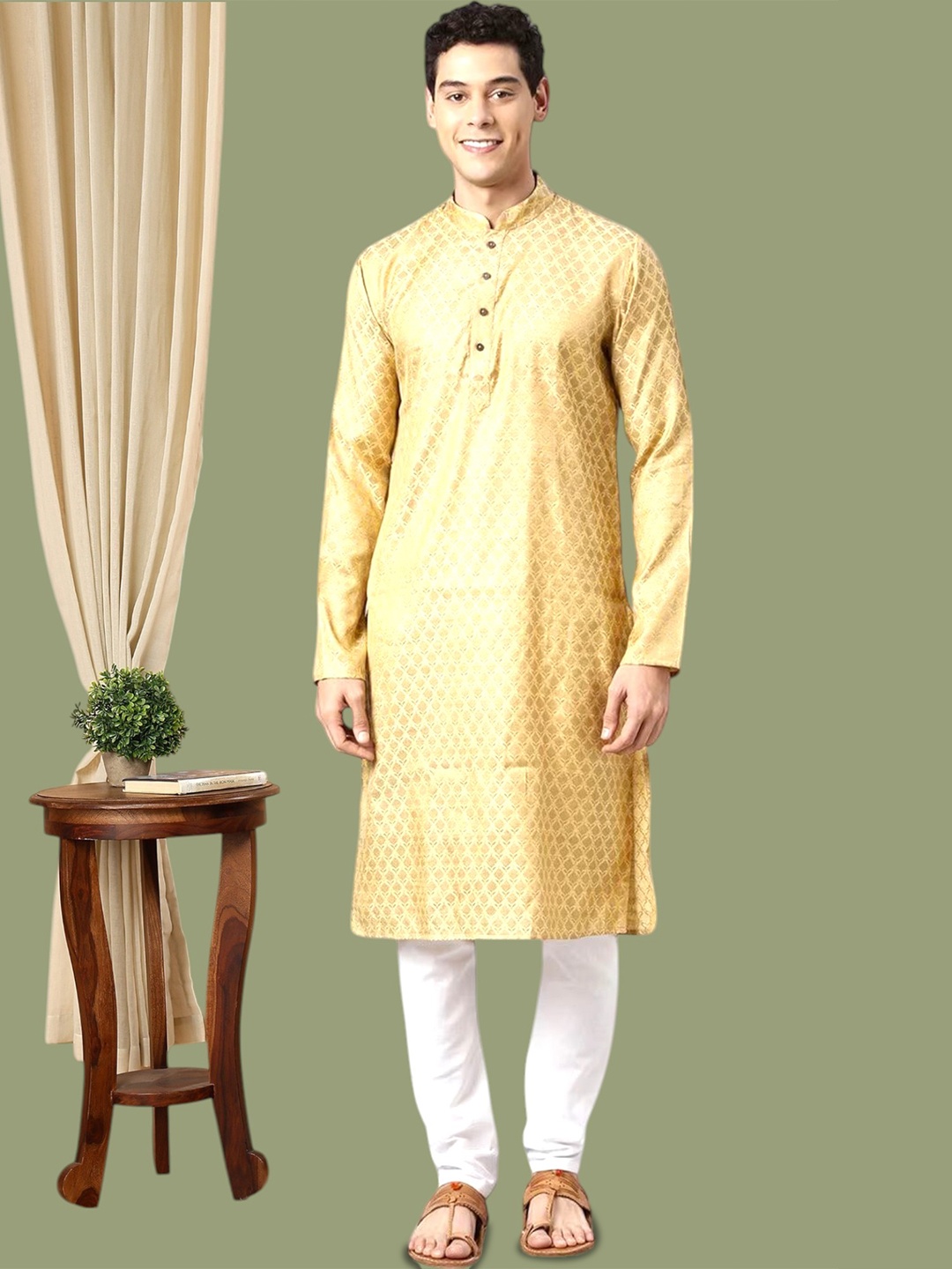 

TATTVA Men Gold-Toned Geometric Kurta