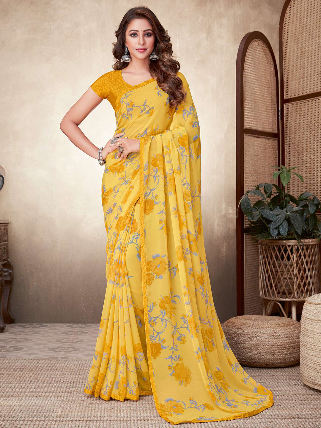 

Satrani Yellow & Grey Floral Printed Saree
