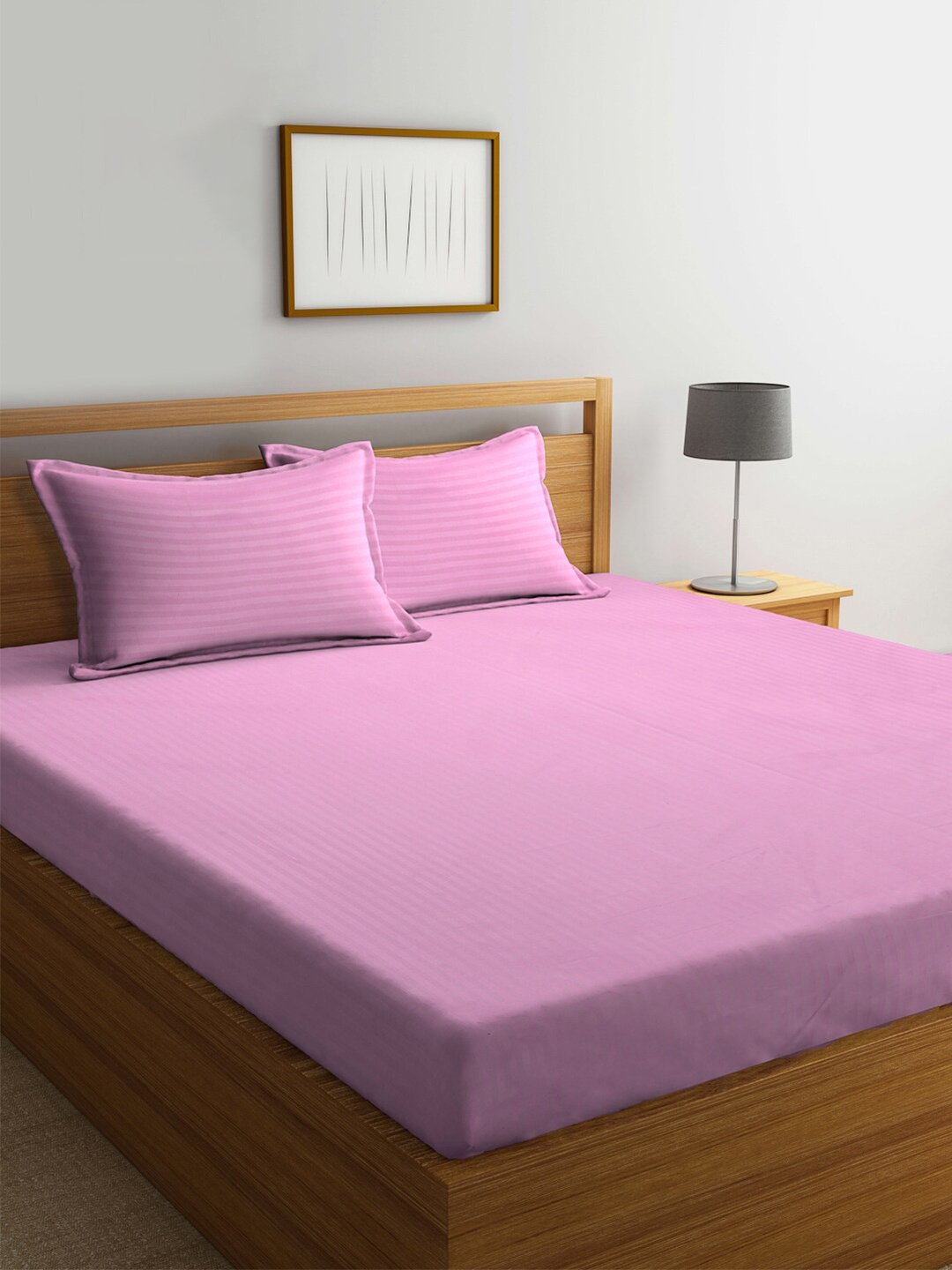 

KLOTTHE Pink Striped 300 TC Fitted Super King Double Bedsheet With 2 Pillow Covers