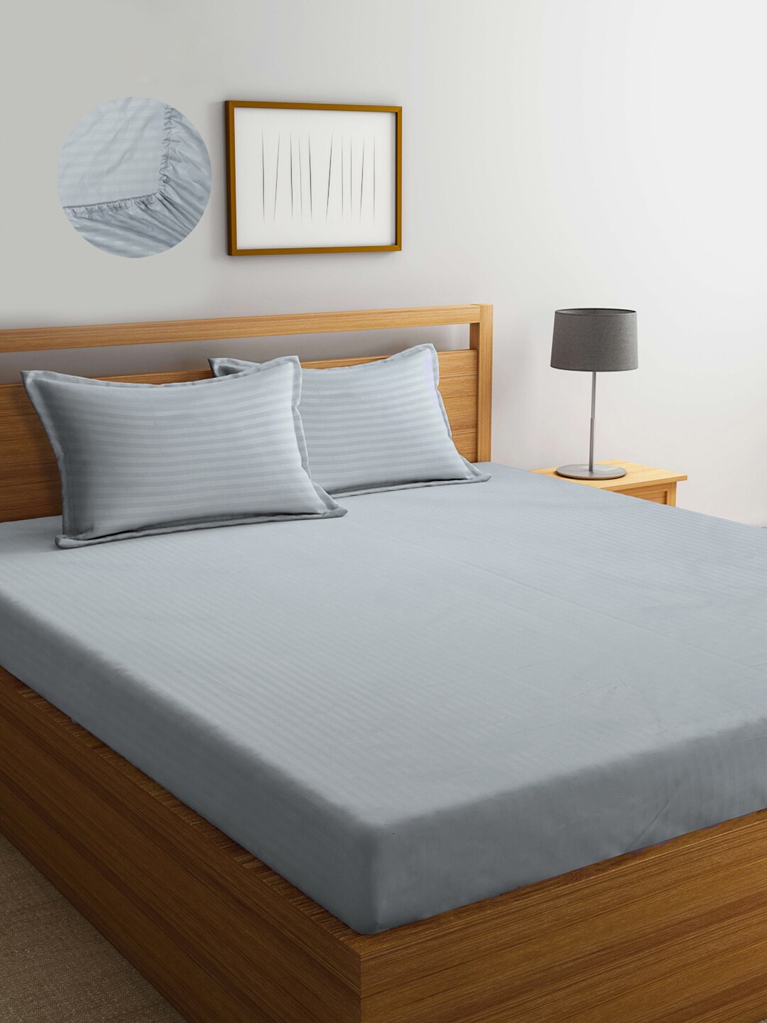 

KLOTTHE Striped 300 TC Fitted Super King Double Bedsheet with 2 Pillow Covers, Grey