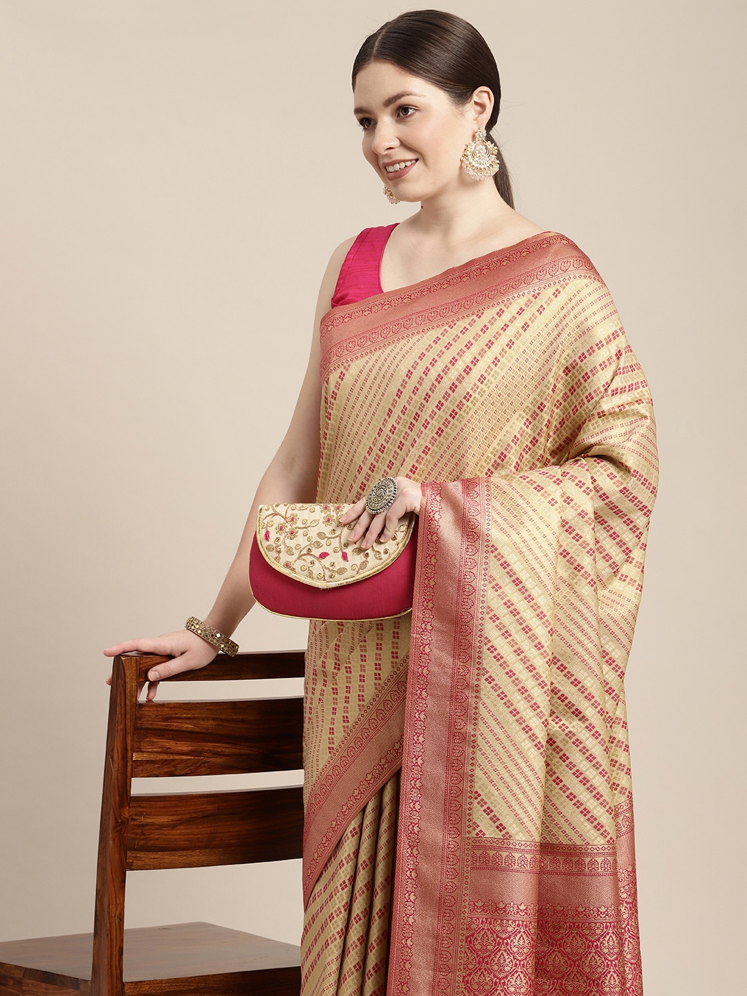 

MOHEY Cream-Coloured & Maroon Woven Design Art Silk Saree