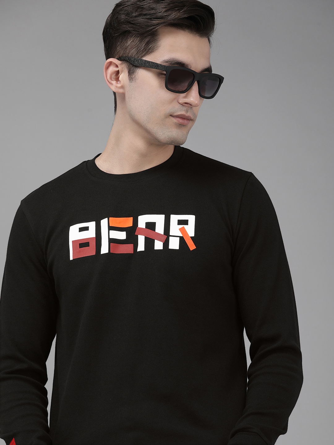 

THE BEAR HOUSE Ardor Edition Men Black Printed Slim Fit Pure Cotton Sweatshirt