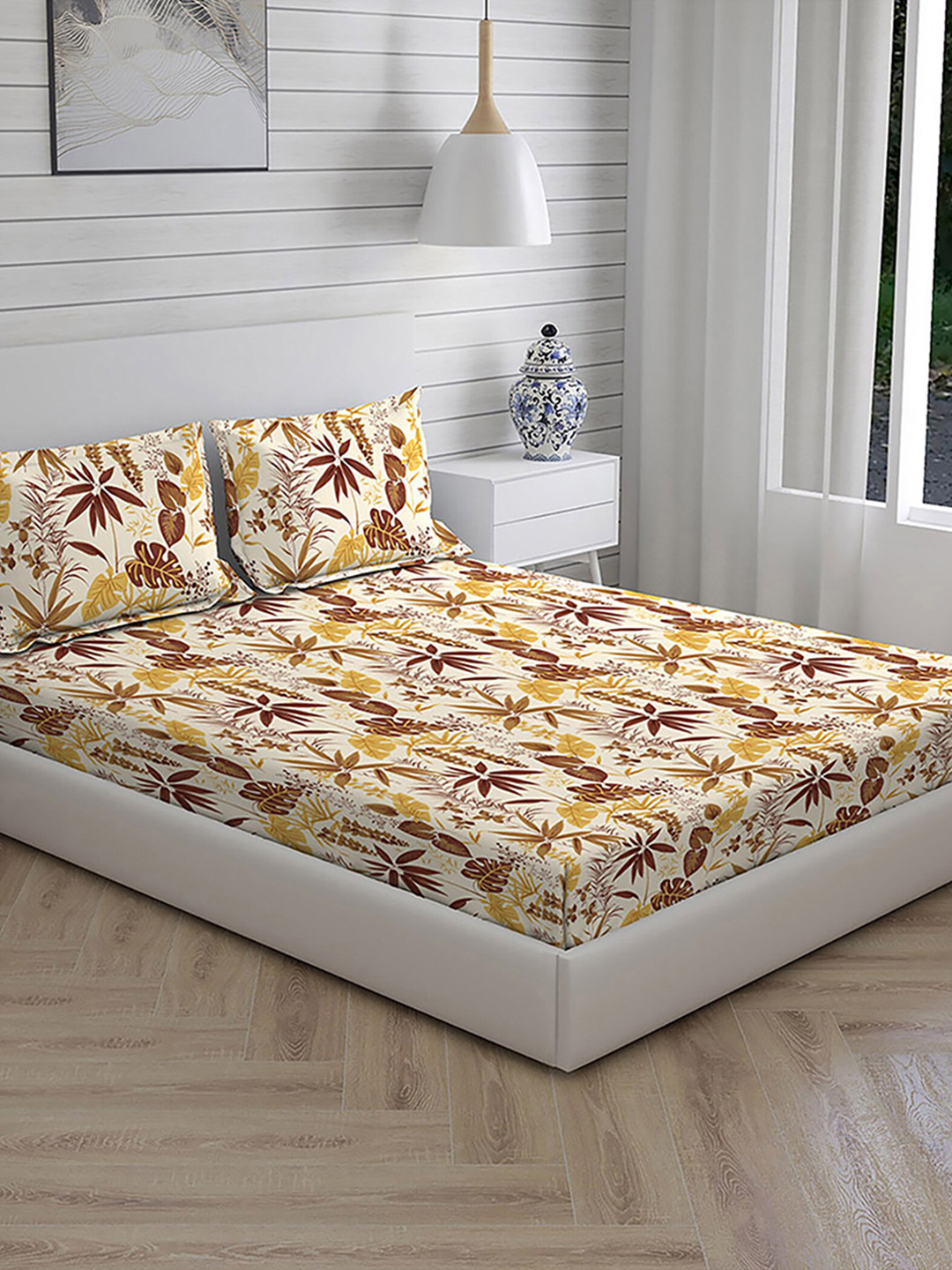 

Layers Floral 104 TC King Cotton Bedsheet with 2 Pillow Covers, Brown