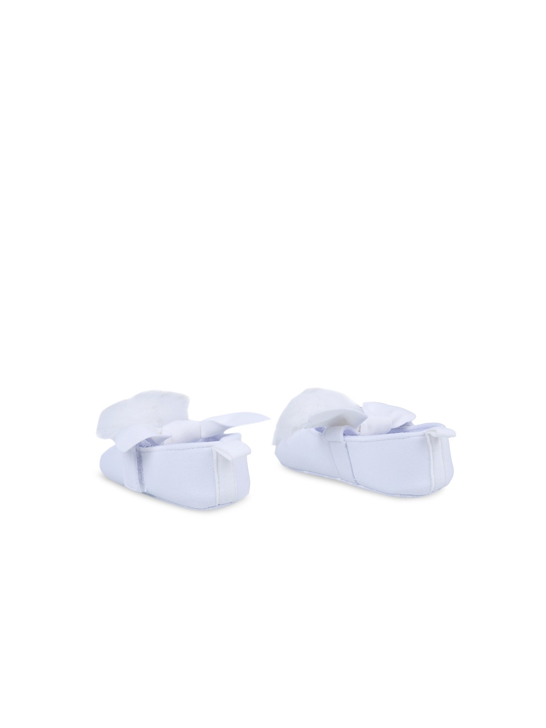 

Baby Moo Infant Girls White Solid Cotton Booties