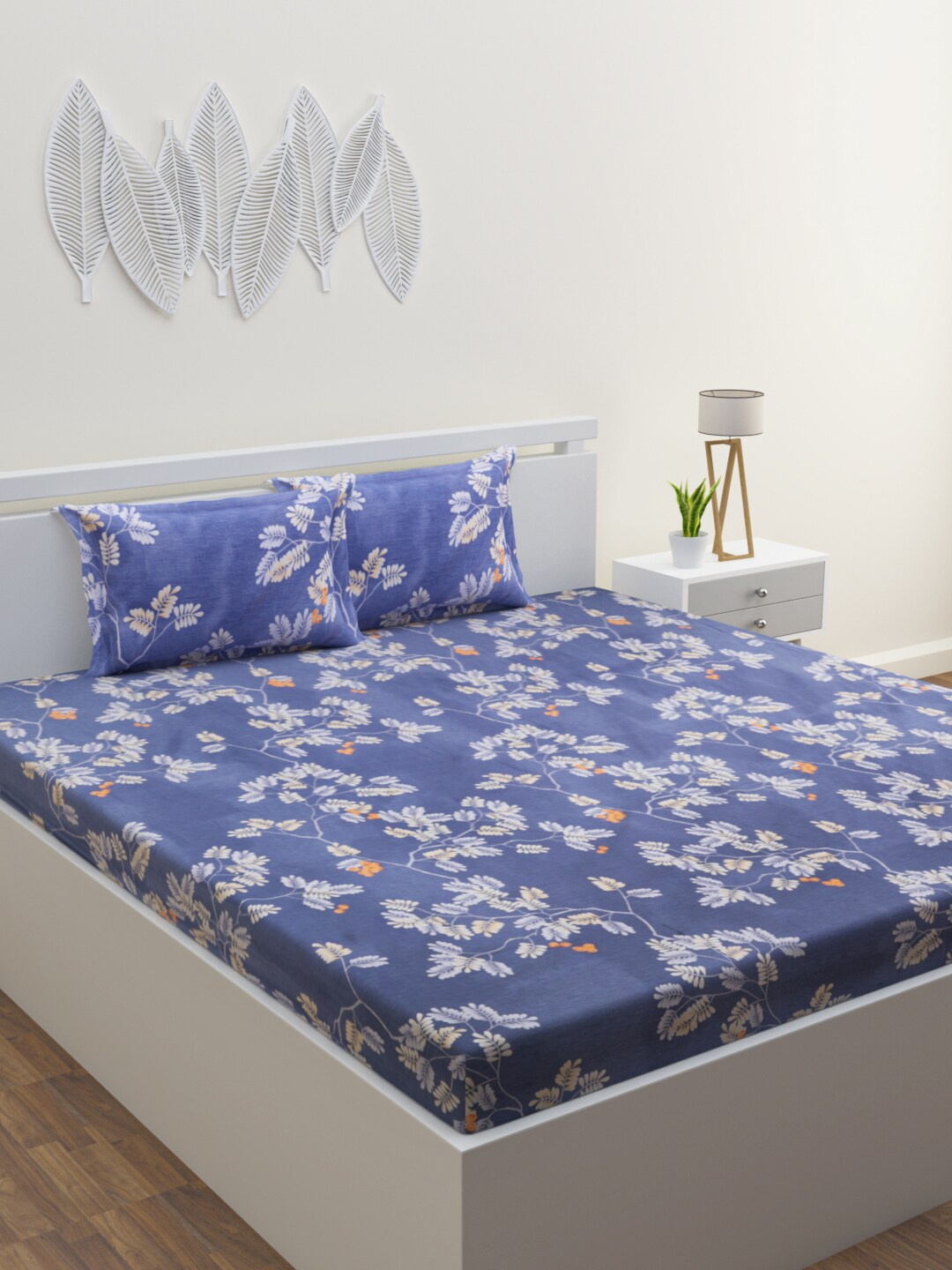 

ROMEE Blue & White Floral 300 TC Pure Cotton King Bedsheet with 2 Pillow Covers