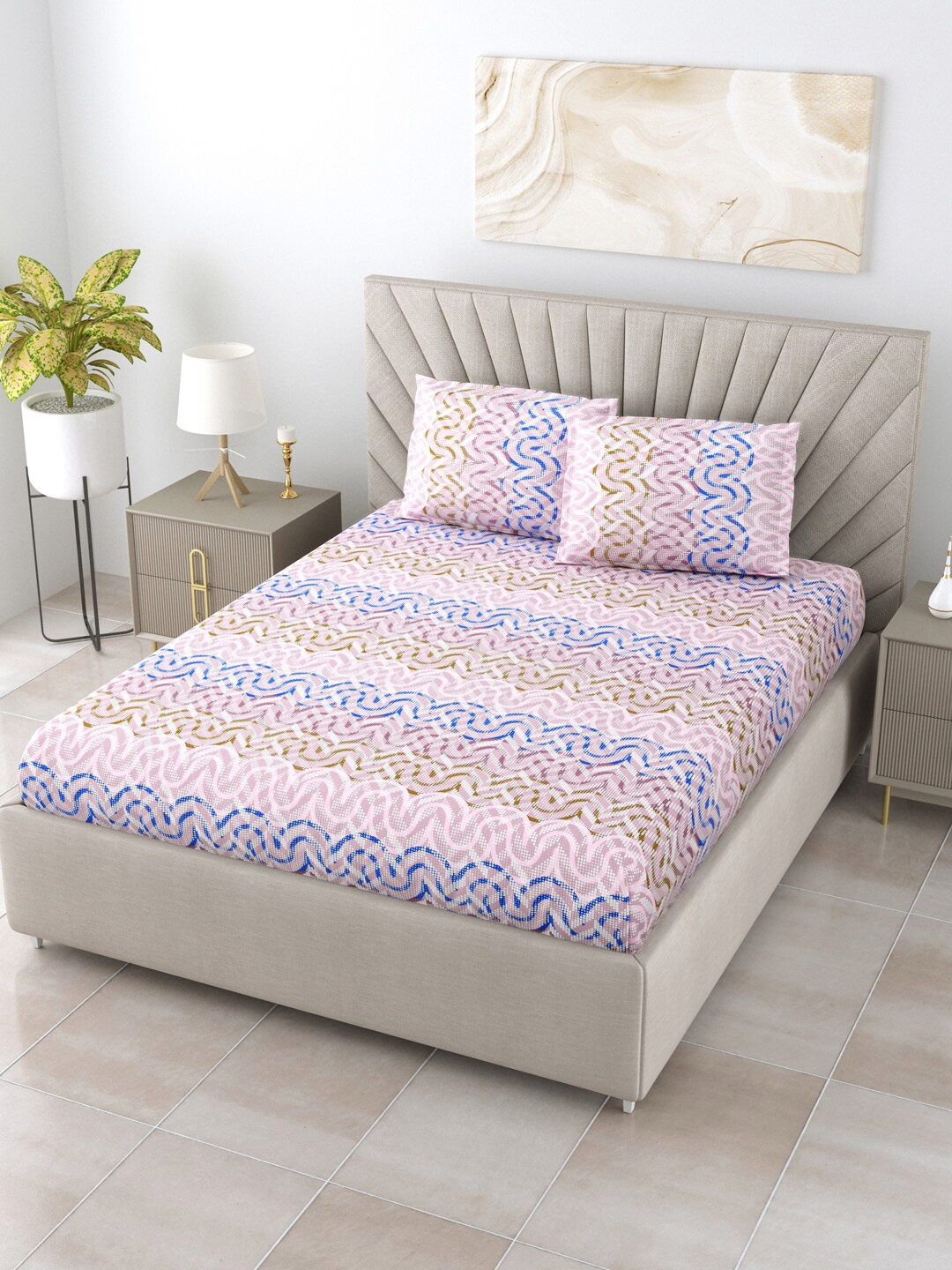 

BOMBAY DYEING Purple & White Geometric 120 TC Queen Bedsheet with 2 Pillow Covers