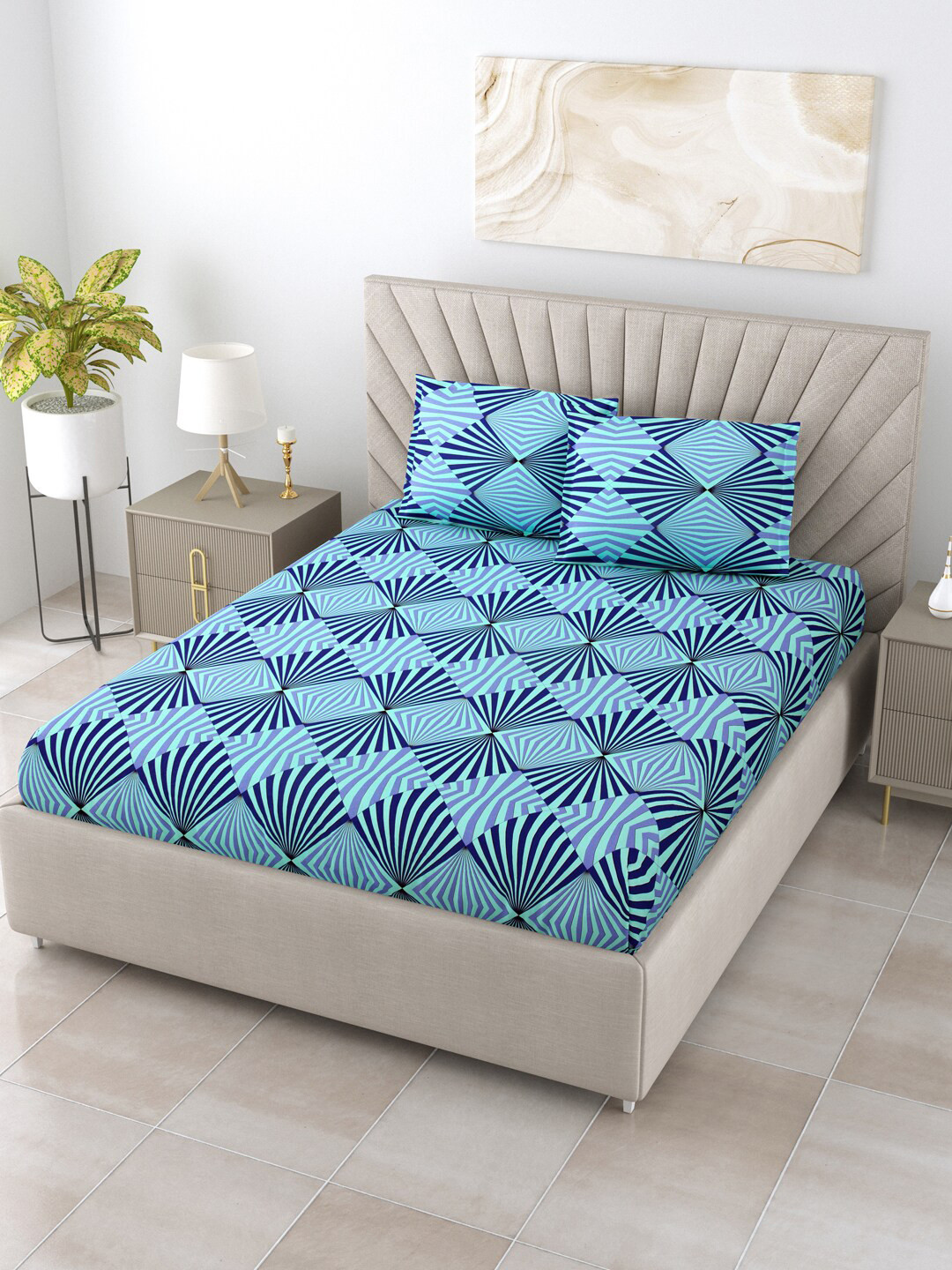 

BOMBAY DYEING Blue & Navy Blue Geometric 120 TC Queen Bedsheet with 2 Pillow Covers