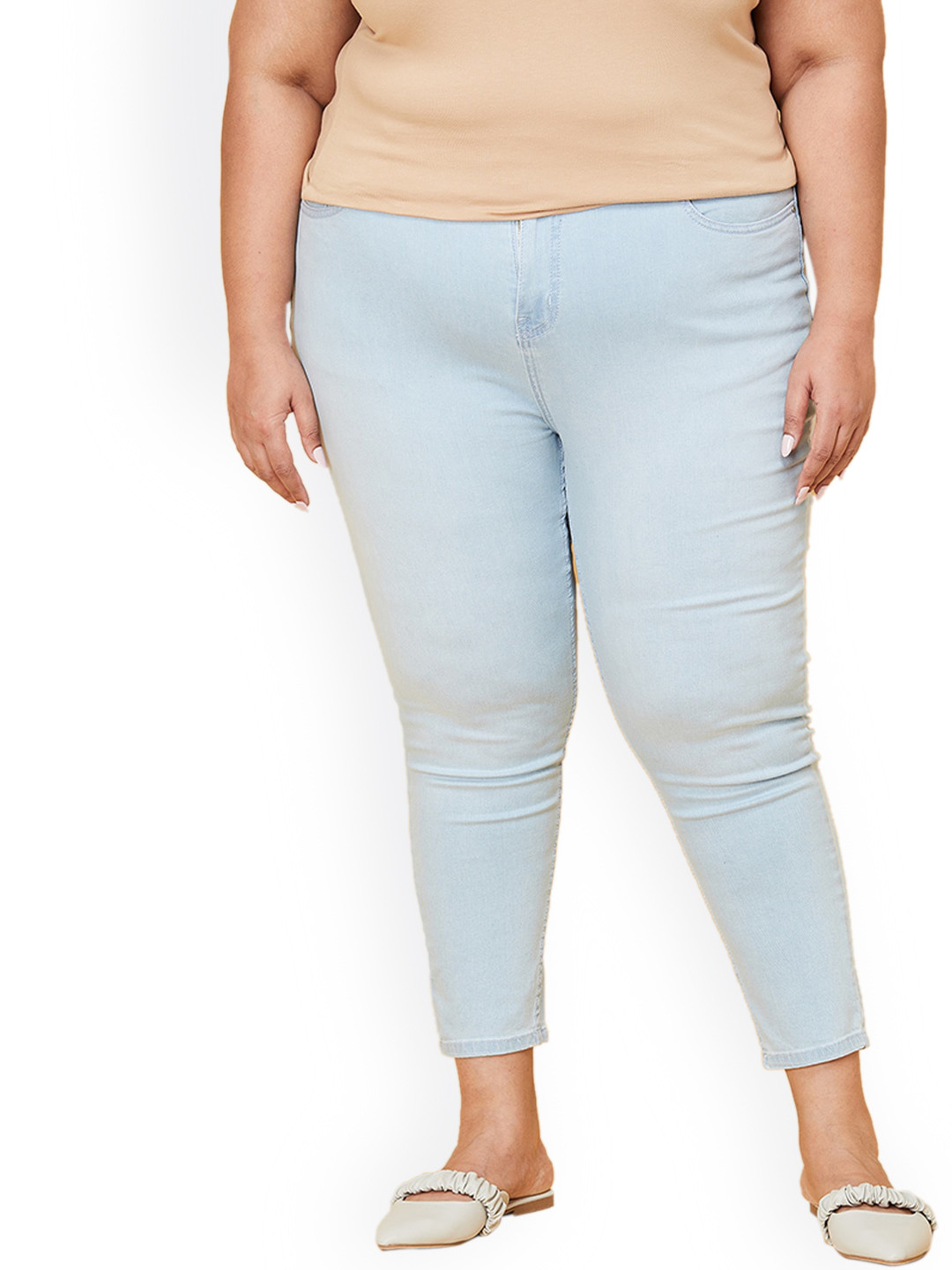 

max Women Blue Plus Size Pure Cotton Cropped Zip Fly Jeans