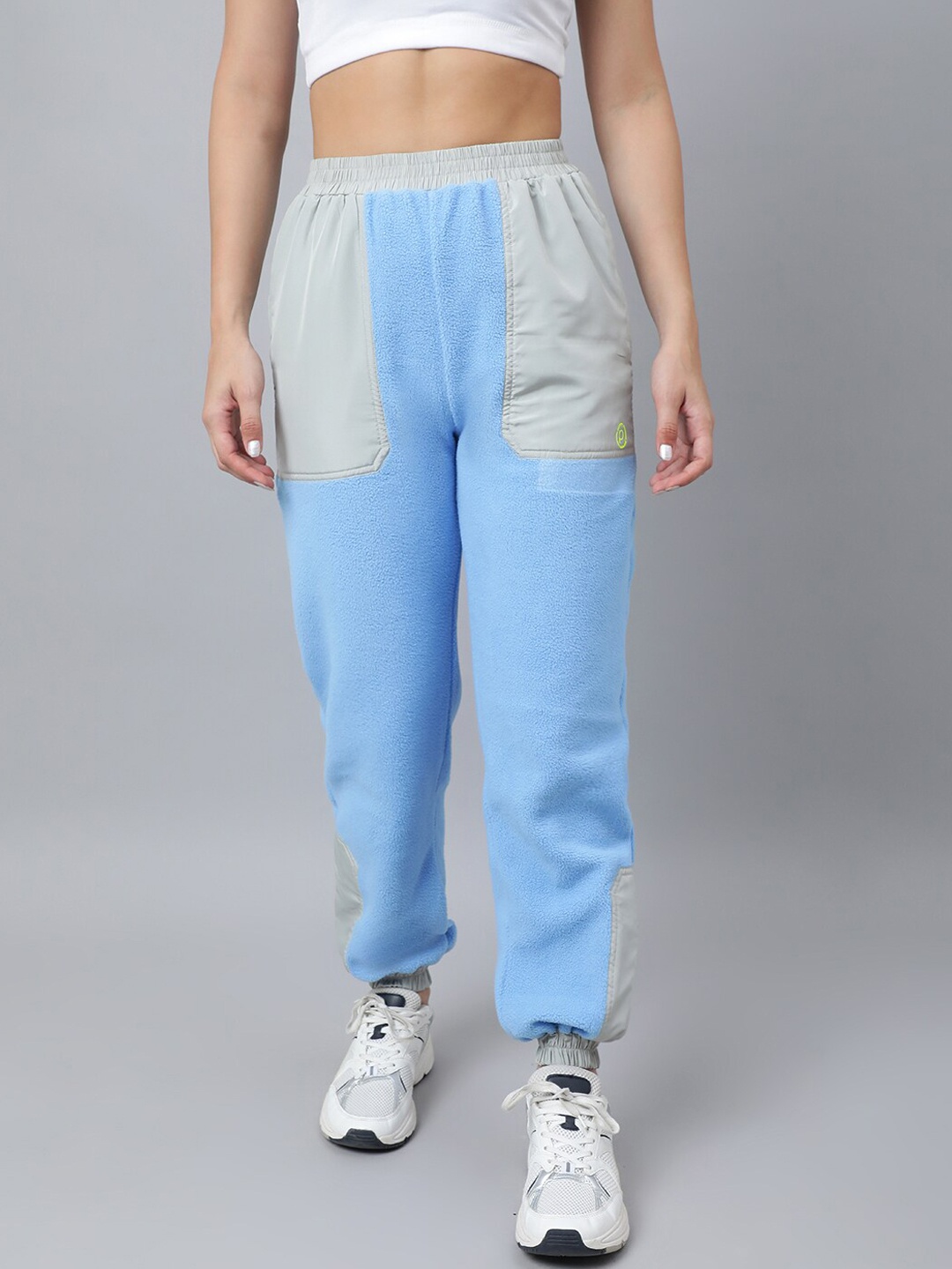 

Pritla Women Blue & Grey Colourblocked Straight-Fit Joggers