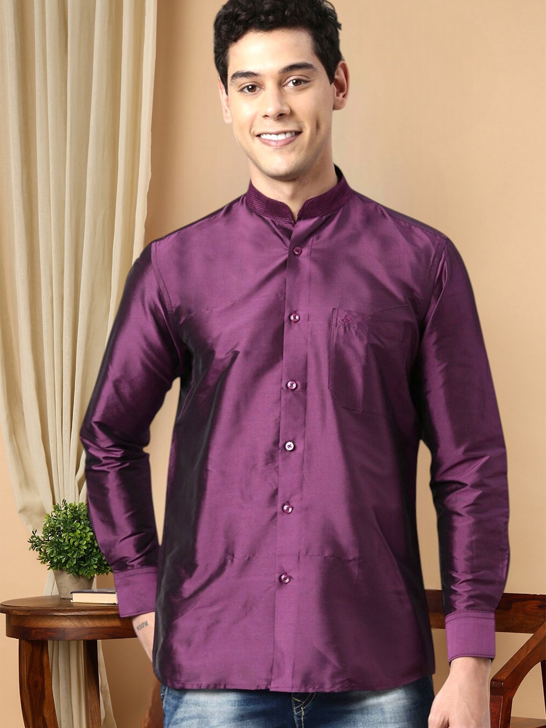 

TATTVA Men Purple Relaxed Slim Fit Casual Shirt