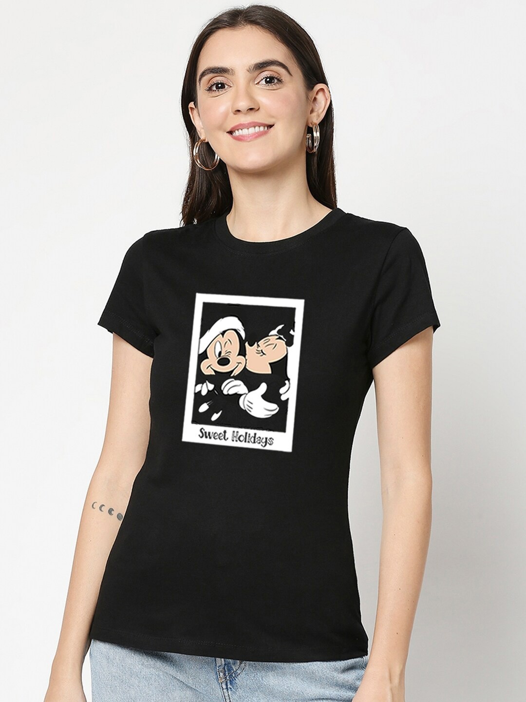 

Bewakoof Women Black Graphic Printed Slim Fit Cotton T-shirt