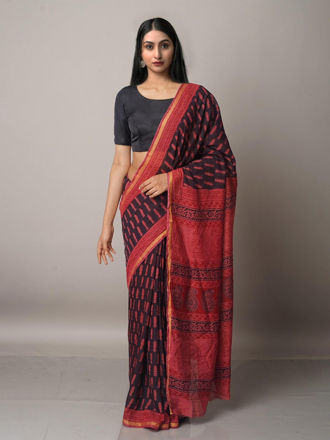 

Unnati Silks Black & Red Bagh Zari Chanderi Saree