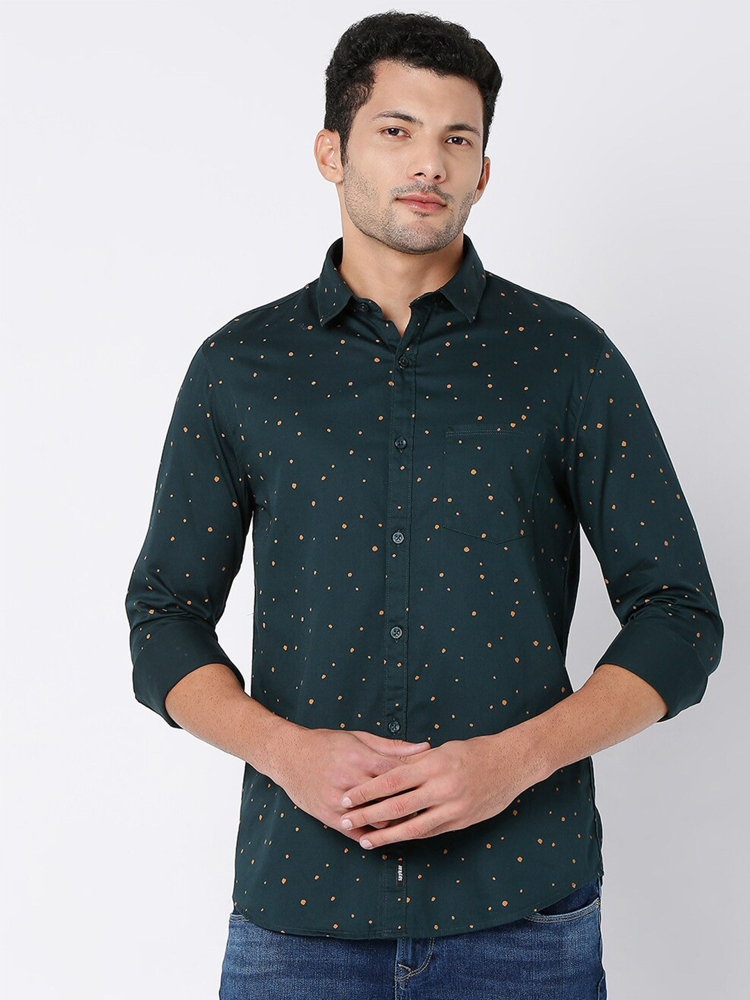 

SPYKAR Men Green Classic Slim Fit Printed Casual Shirt