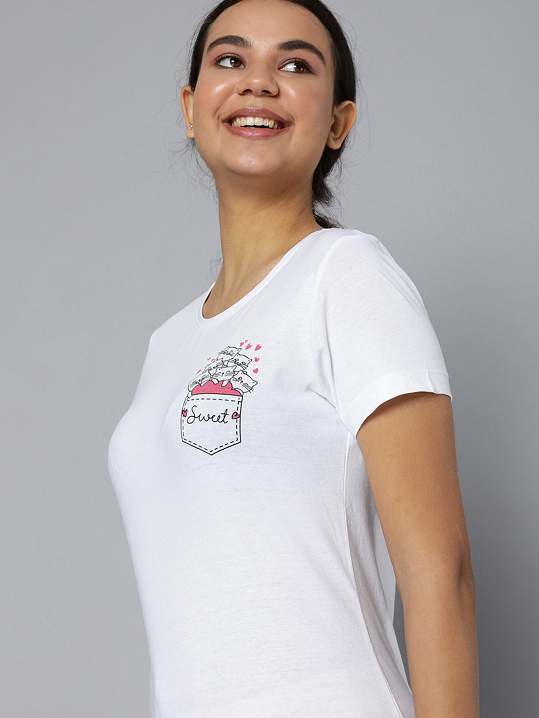 

HERE&NOW Women White & Pink Pure Cotton Graphic Printed T-shirt