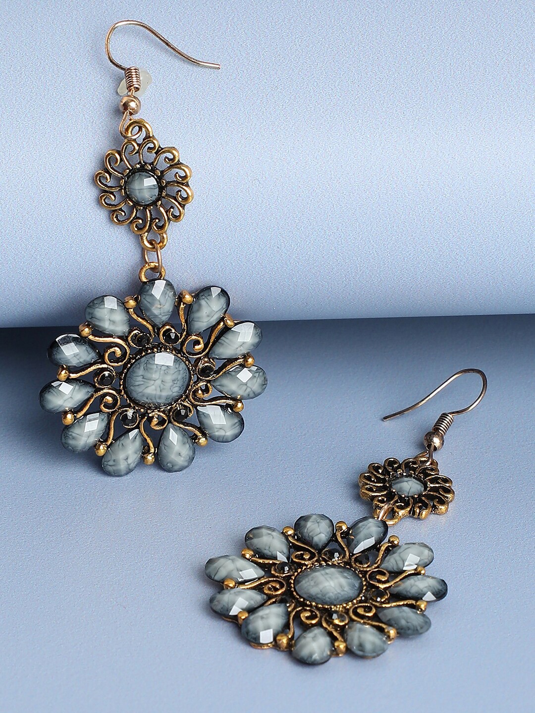 

SOHI Gold-Plated Contemporary Drop Earrings