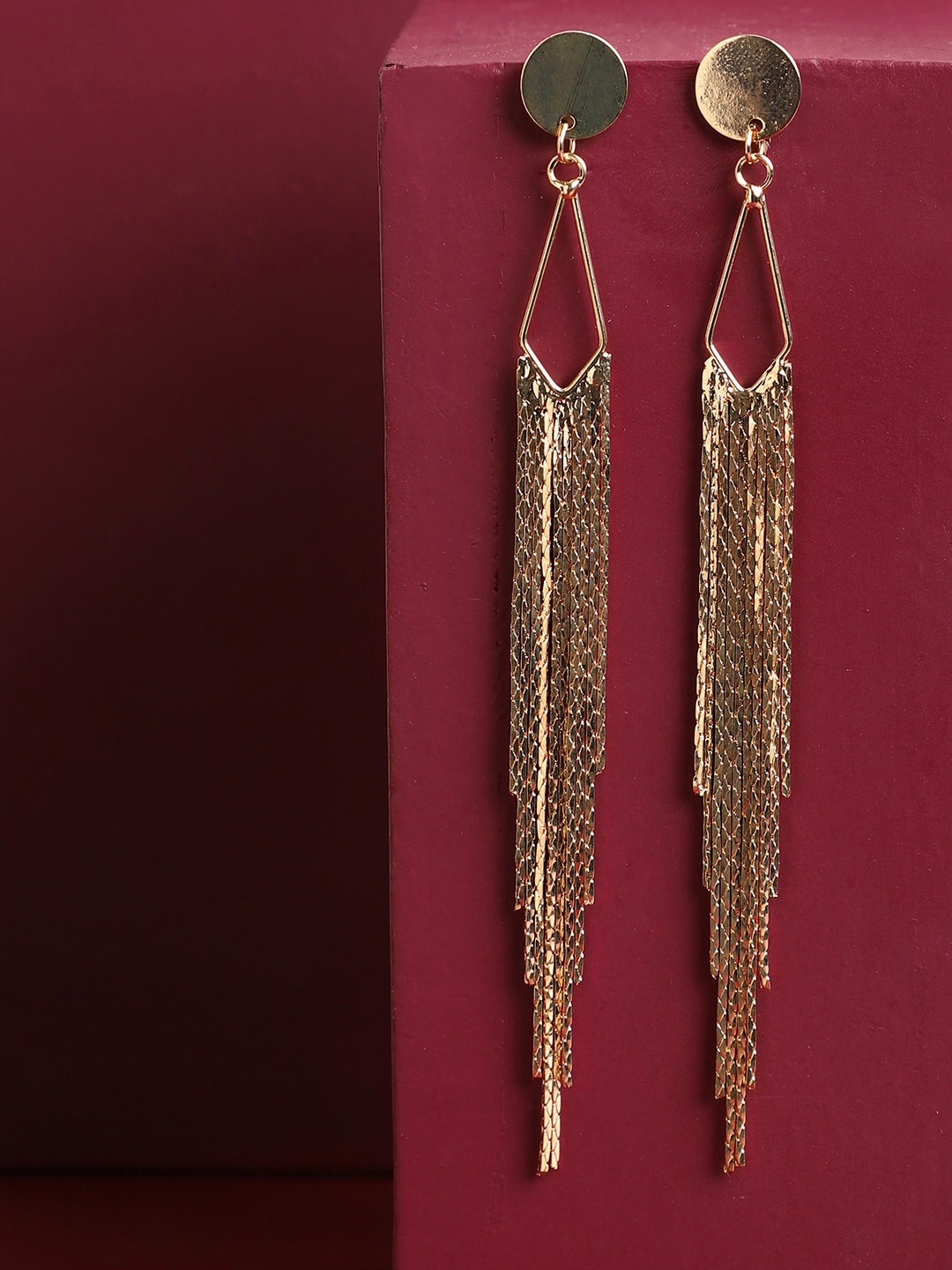 

SOHI Gold-Plated Contemporary Drop Earrings