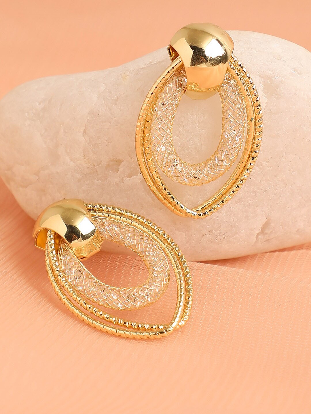 

SOHI Gold-Toned Contemporary Drop Earrings