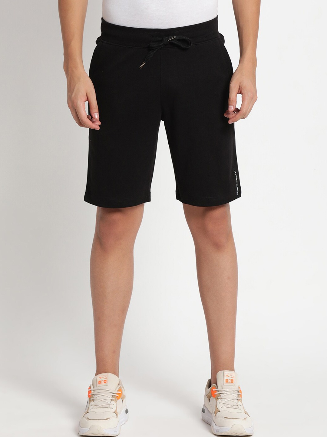 

Indian Terrain Men Slim Fit Pure Cotton Outdoor Sports Shorts, Black