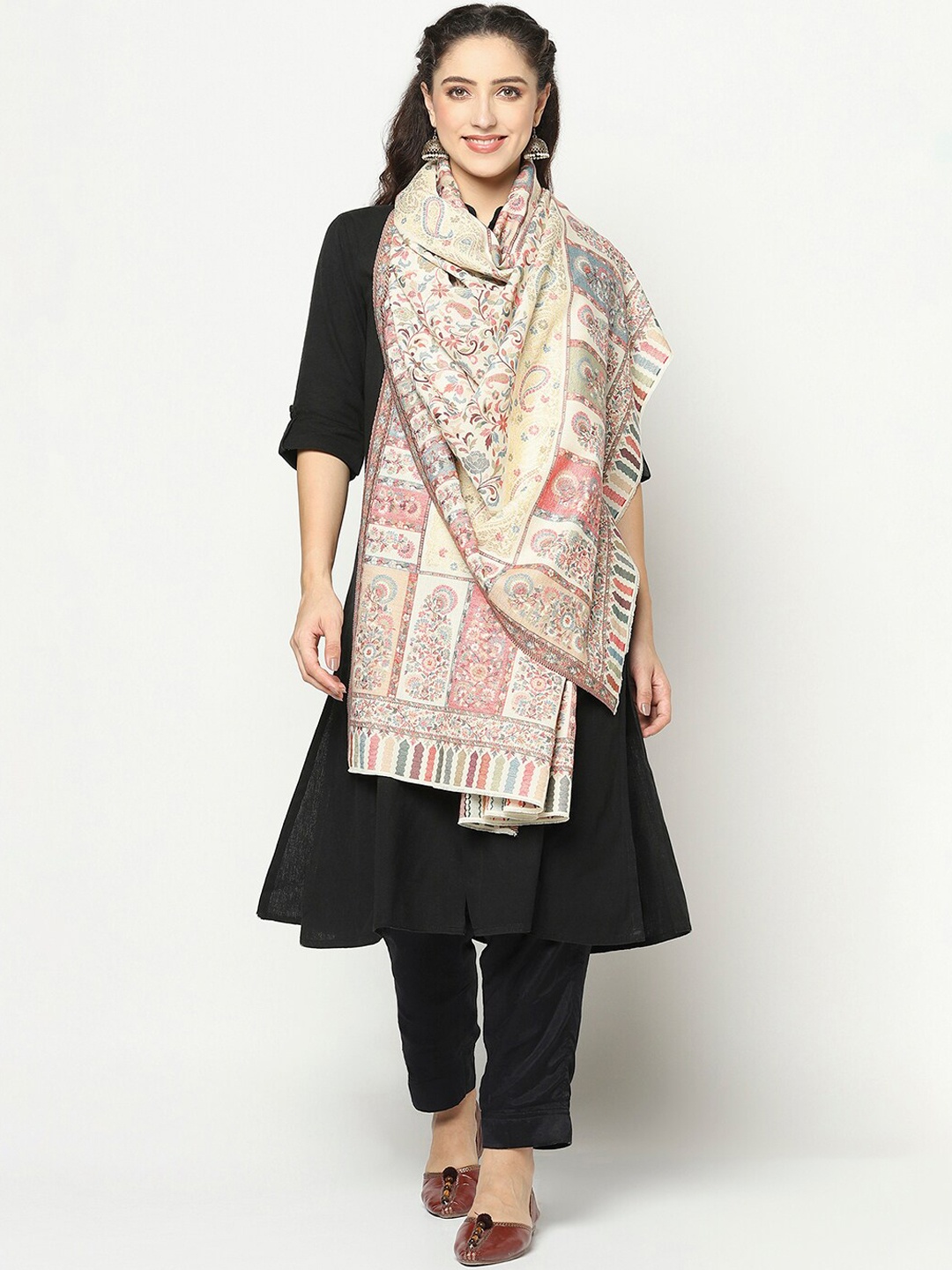 

La Vastraa Women Zari Work Pure Wool Shawl, Cream