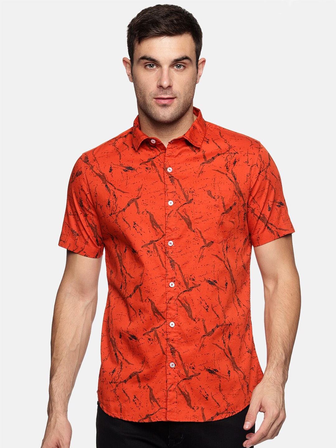 

Tusok Men Orange Smart Printed Pure Cotton Casual Shirt