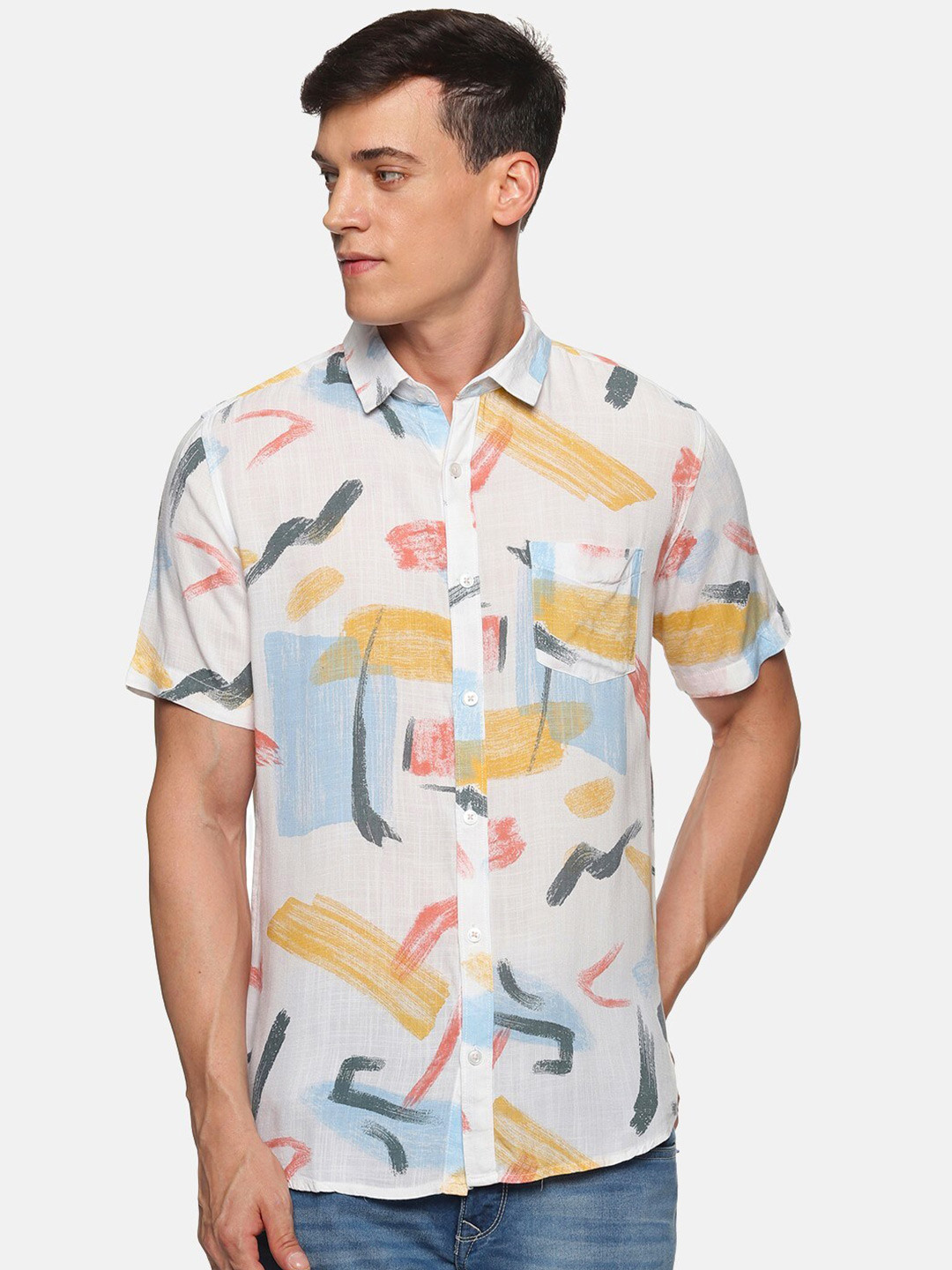 

Tusok Men White Smart Printed Pure Cotton Casual Shirt