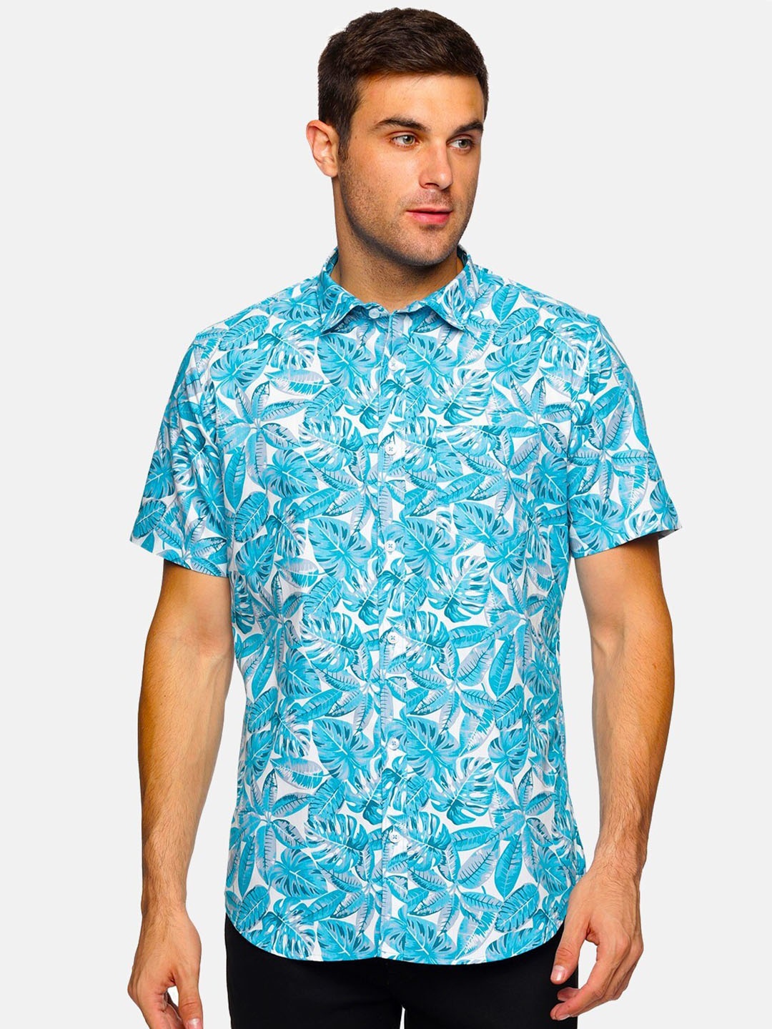 

Tusok Men Blue Smart Floral Printed Pure Cotton Casual Shirt