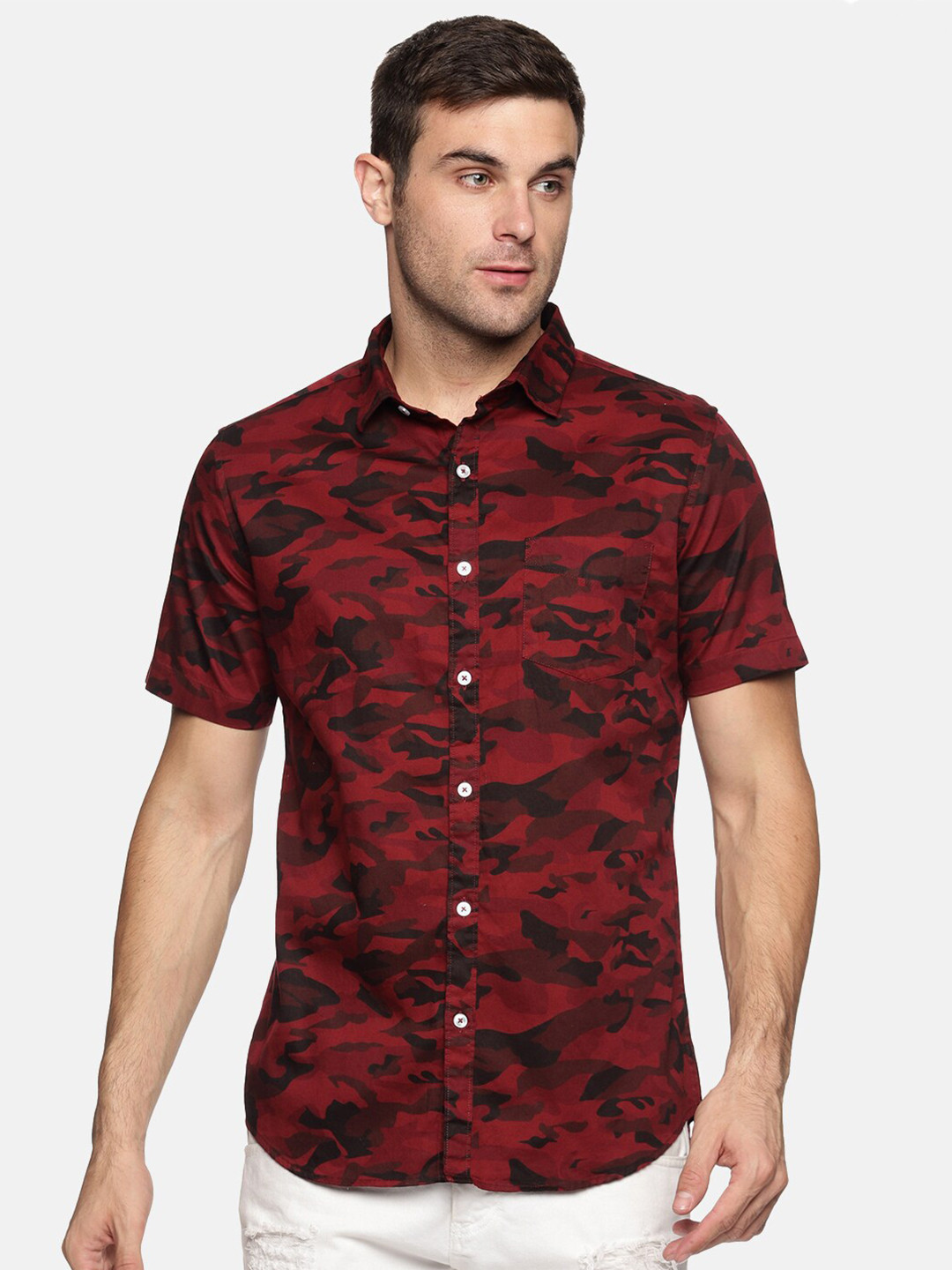 

Tusok Men Red Smart Printed Pure Cotton Casual Shirt