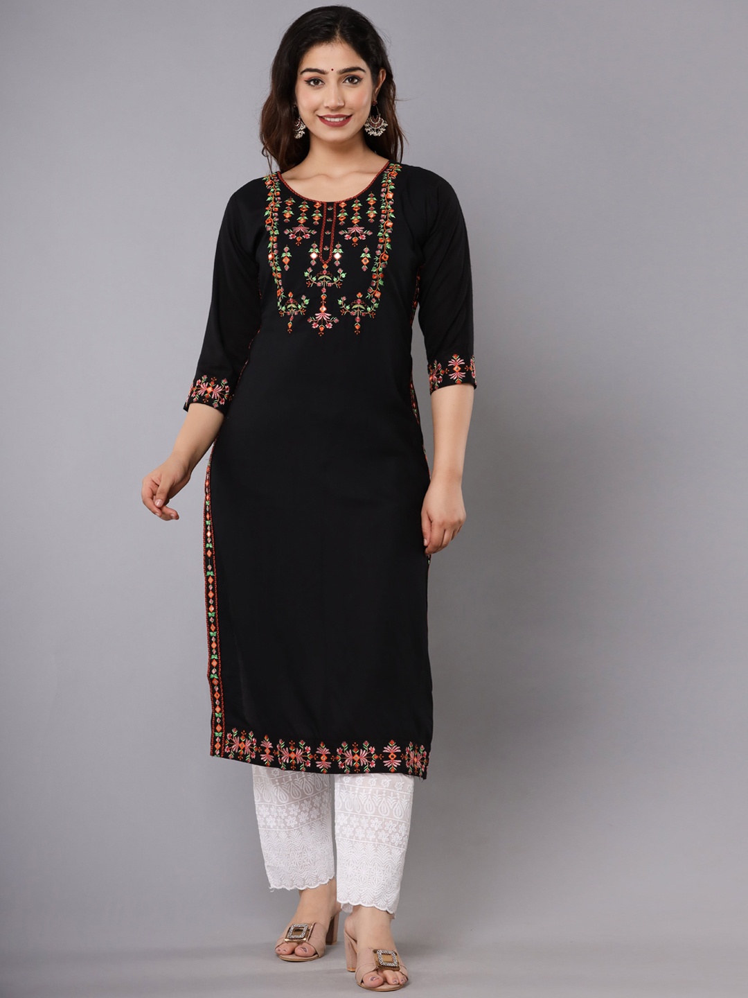 

ADORRO Women Black Ethnic Motifs Embroidered Kurta