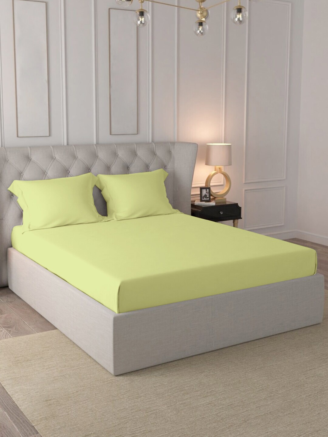 

PIZUNA LINENS Green 400 TC Queen Bedsheet with 2 Pillow Covers