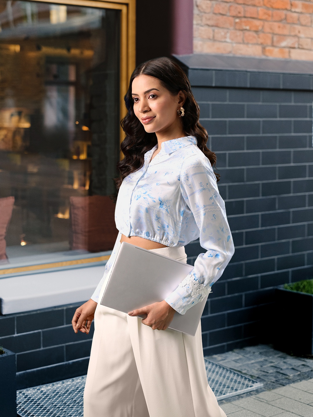 

AND Blue Floral Print Shirt Style Top