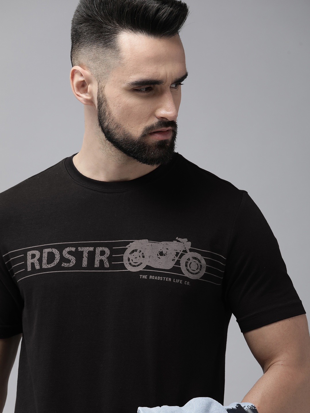 

Roadster Men Black Brand Logo Printed Pure Cotton T-shirt