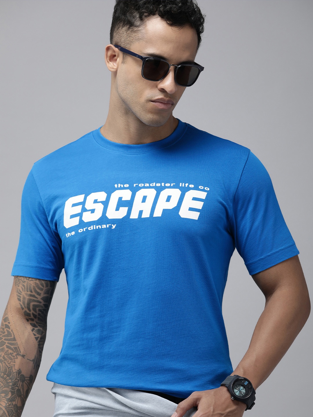

Roadster Men Blue Typography Printed Pure Cotton T-shirt