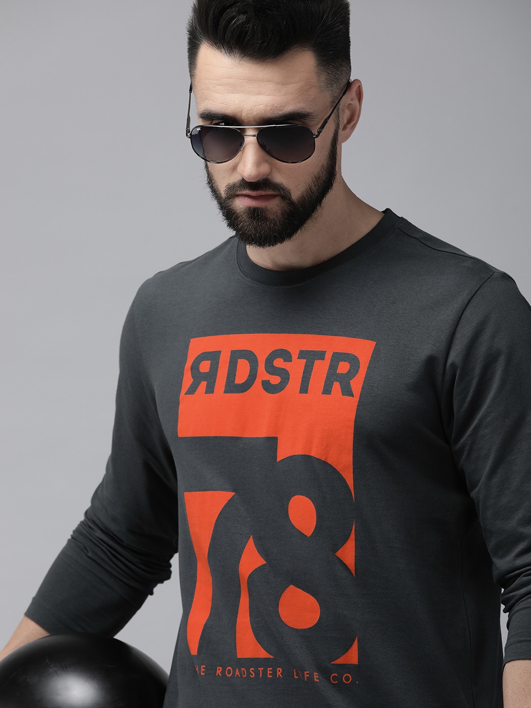 

Roadster Men Charcoal Grey & Orange Brand Logo Printed Pure Cotton T-shirt