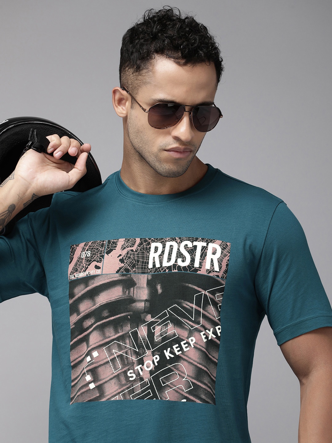 

Roadster Men Teal Blue Printed Pure Cotton T-shirt