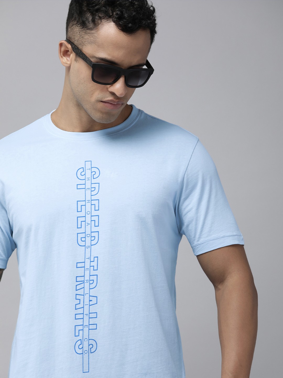 

Roadster Men Blue Typography Printed Pure Cotton T-shirt
