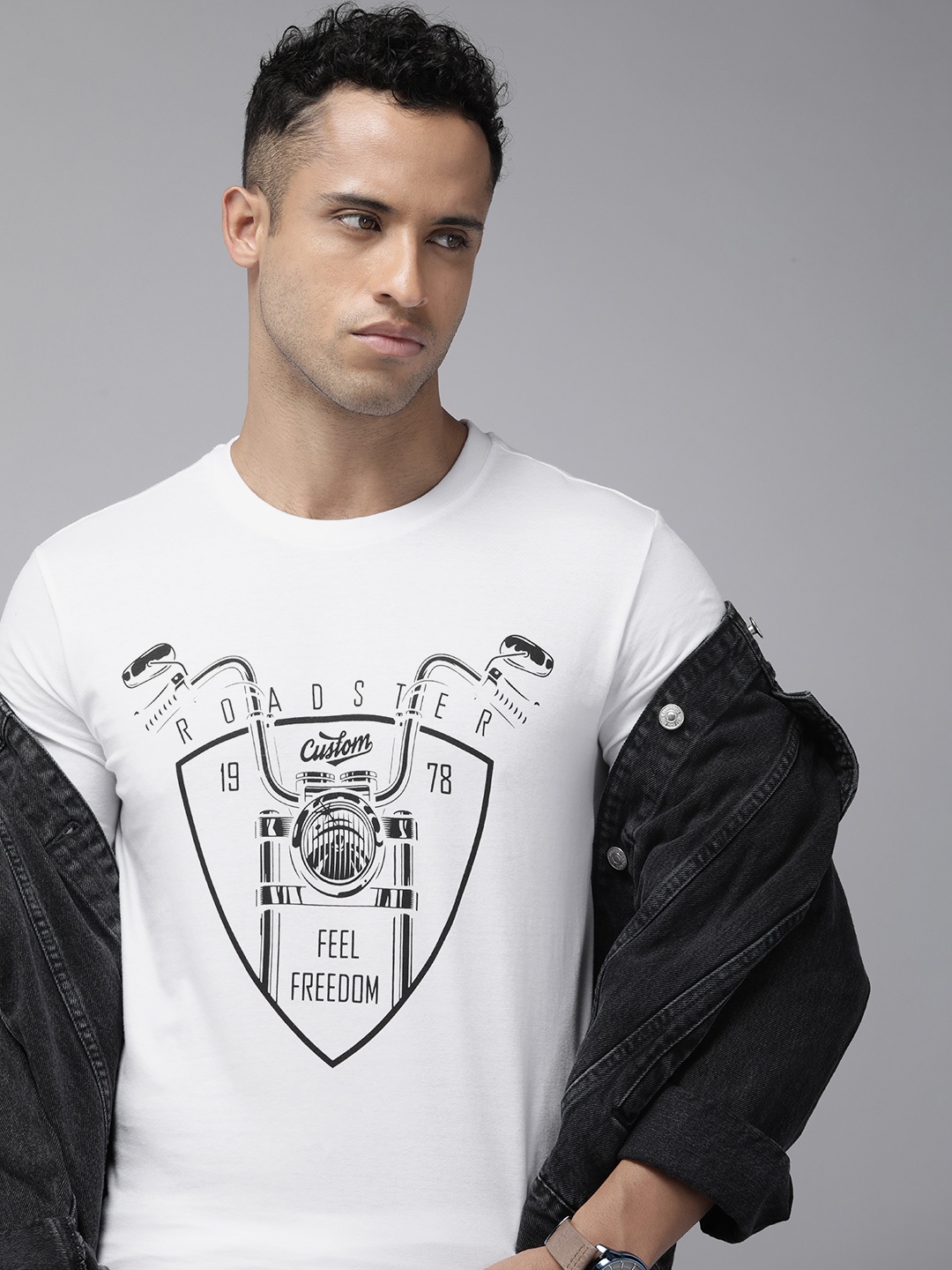 

Roadster Men White & Black Biker Printed Pure Cotton T-shirt