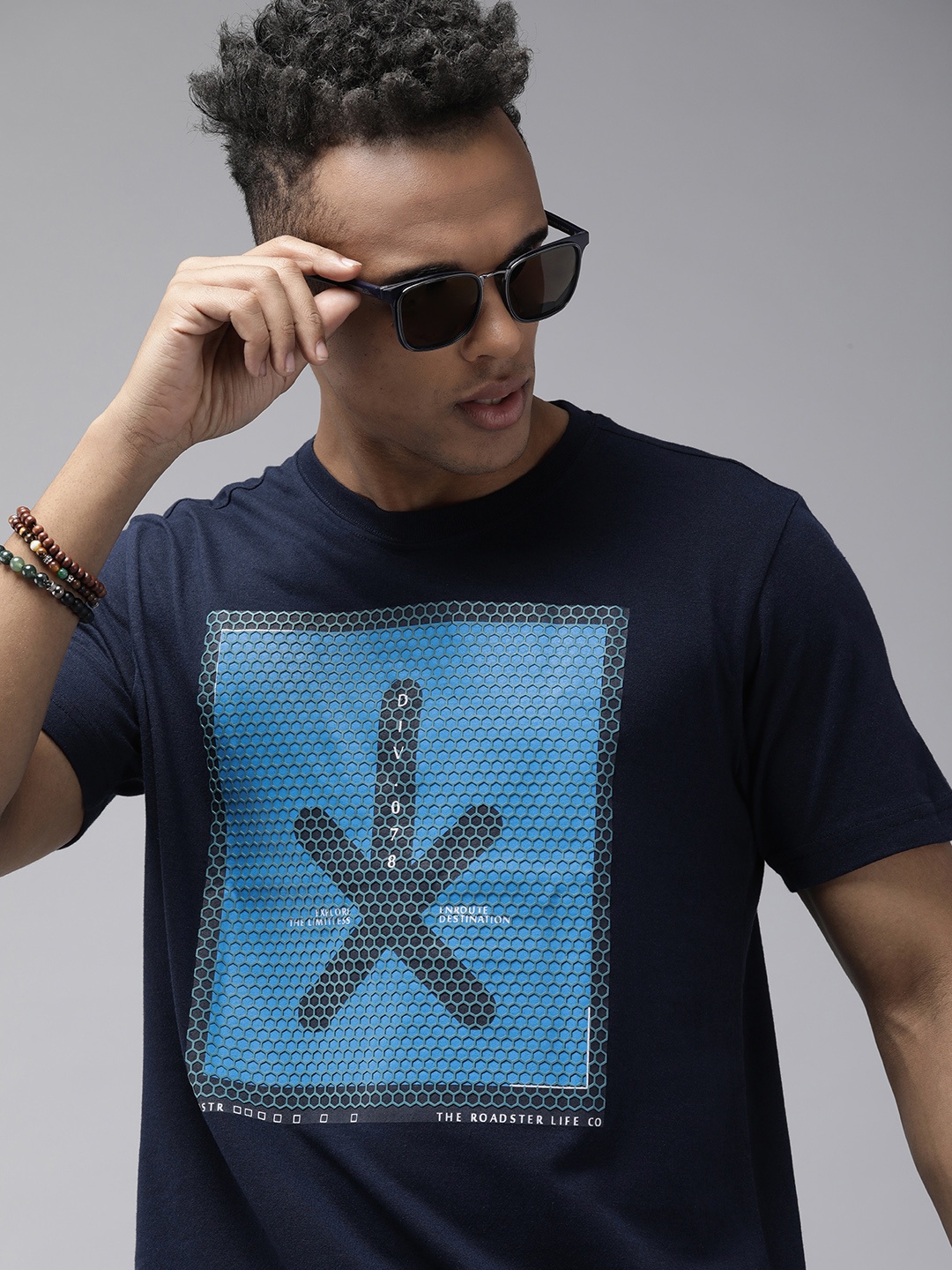 

Roadster Men Navy Blue Pure Cotton Brand Logo Printed T-shirt