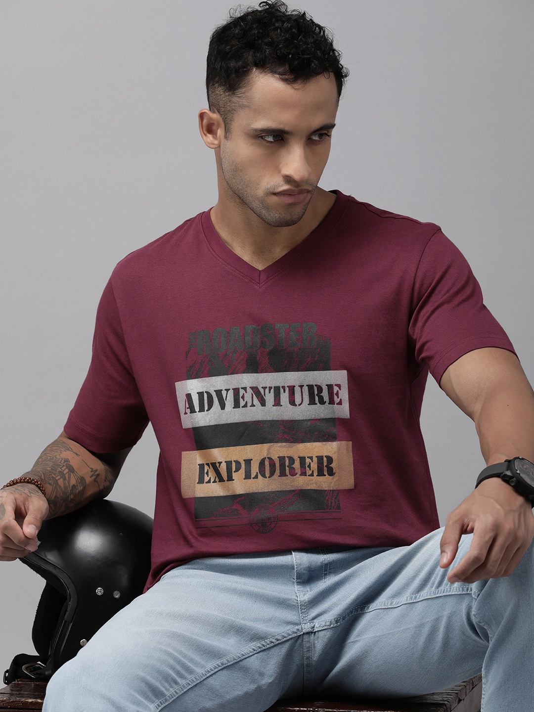 

Roadster Men Burgundy Typography Printed V-Neck Pure Cotton T-shirt