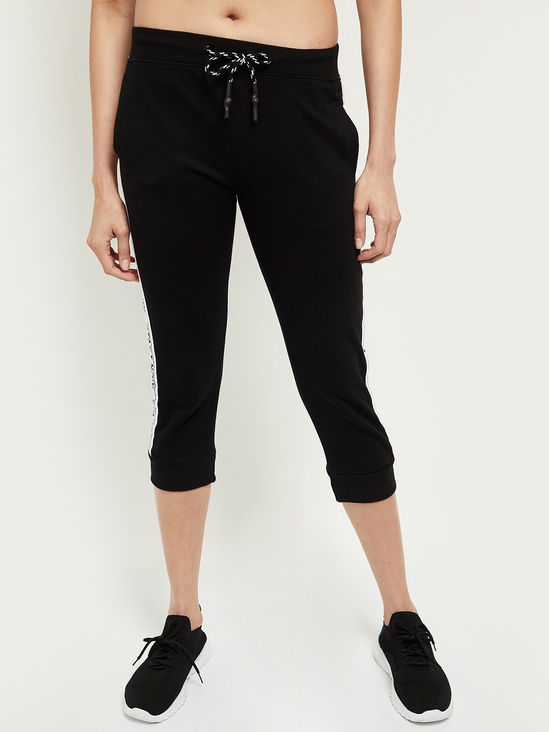 

max Women Solid Drawstring Pure Cotton Capris, Black