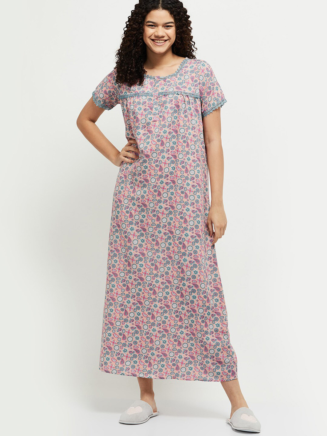 

max Women Round Neck Short Sleeves Printed Nightdress, Peach