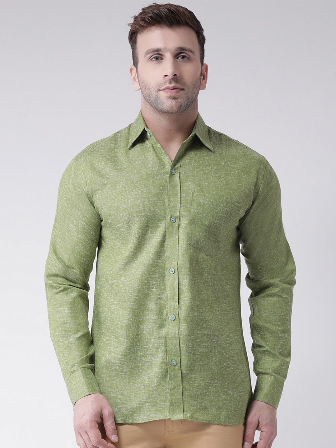 

RIAG Men Green Solid Cotton Casual Shirt