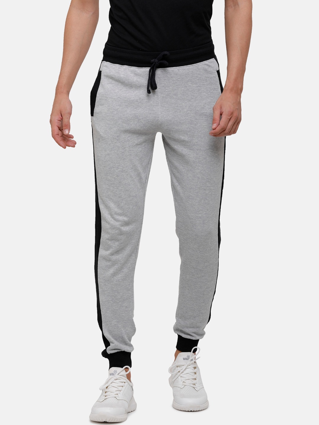 

MADSTO Men Grey Melange Solid Cotton Jogger
