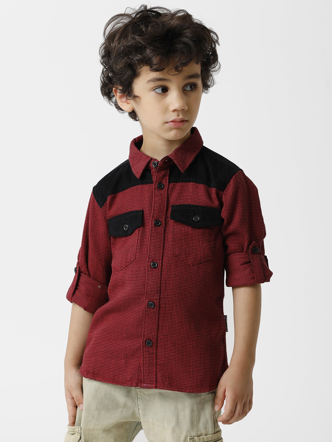 

KATE & OSCAR Boys Red Standard Checked Pure Cotton Casual Shirt